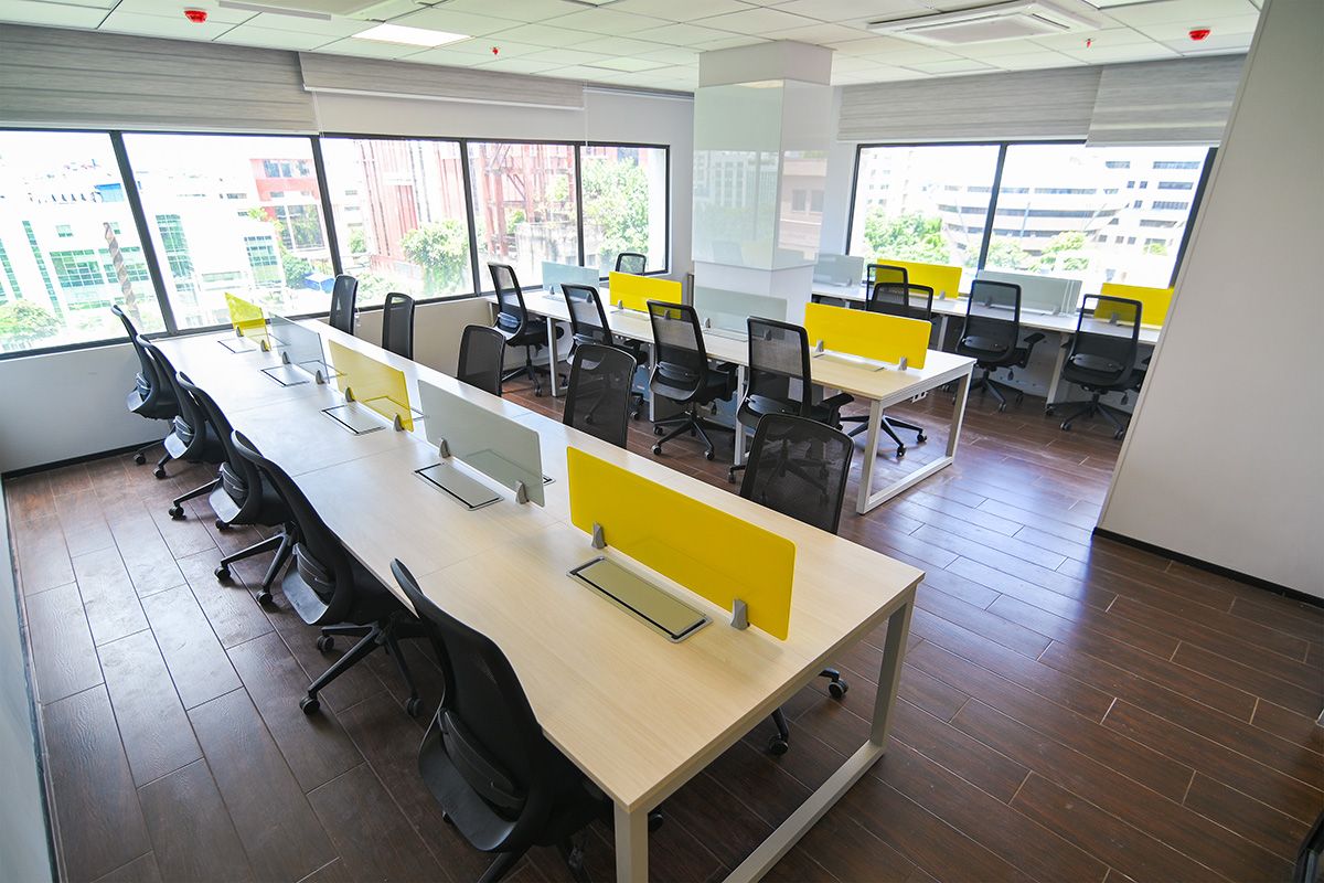 Open desk plan as flexi seats for teams 
