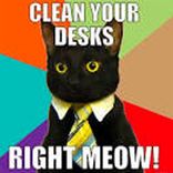 keep your desks at flexible workspace clean